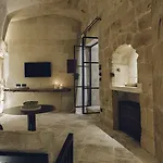 Il Palazzotto I & Winery - The D'angelo Family Collection