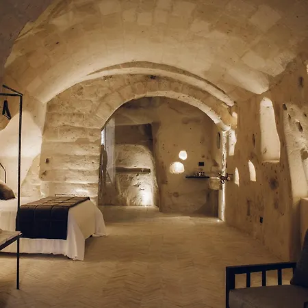Il Palazzotto I & Winery - The D'angelo Family Collection