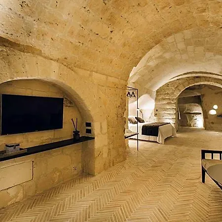 Il Palazzotto I & Winery - The D'angelo Family Collection