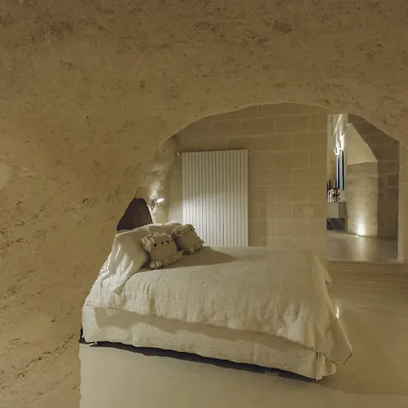 Hotel Il Palazzotto I & Winery 2*